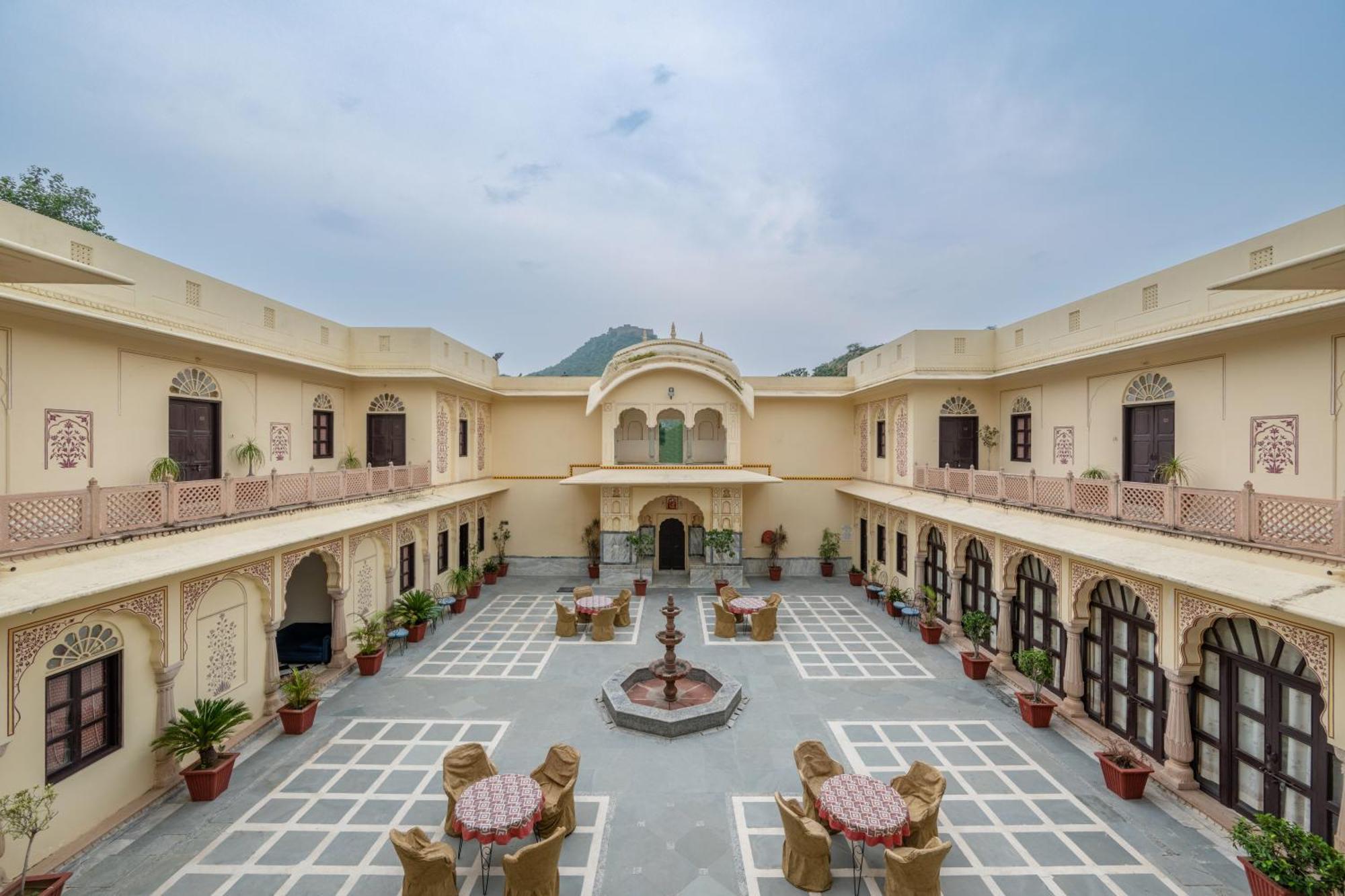 Dhulagarh Heritage Palace Hotel Near Jaipur Bānskhoh Exterior foto