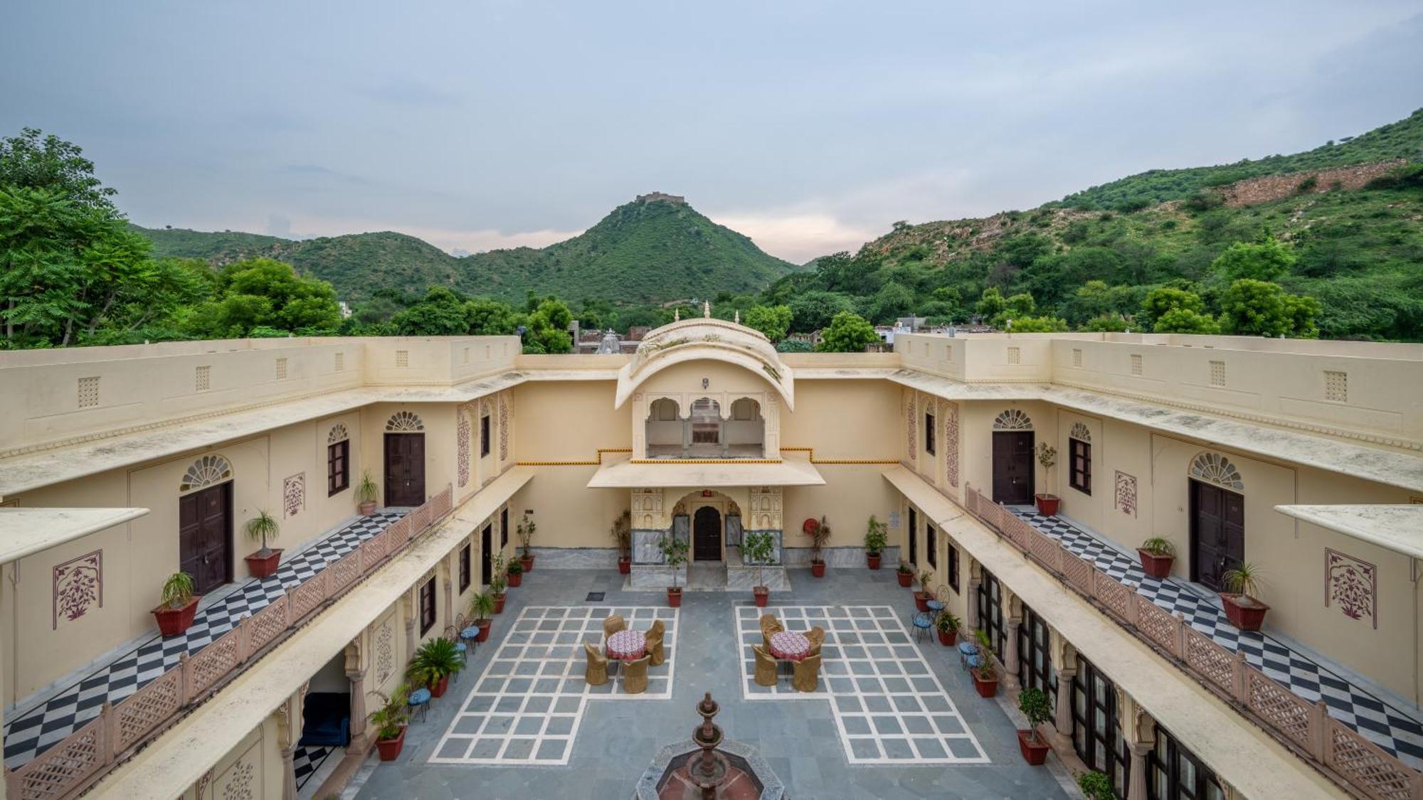 Dhulagarh Heritage Palace Hotel Near Jaipur Bānskhoh Exterior foto
